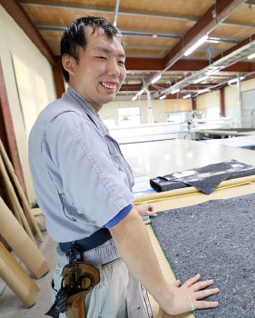 男性も外国人スタッフも活躍中！